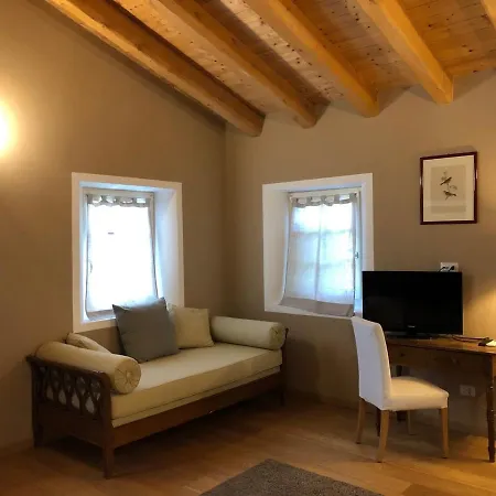 Il Casale Al Colle Nocleg ze śniadaniem *